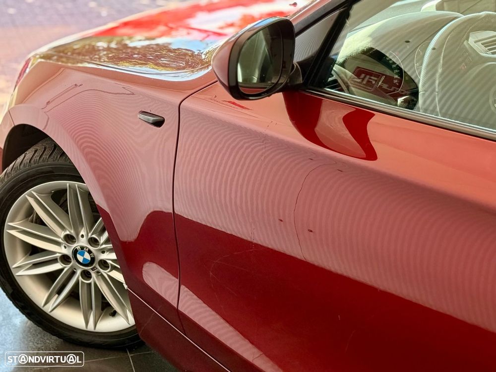 BMW 118 d Coupe Limited Edition Lifestyle c/ M Sport Pack - 4