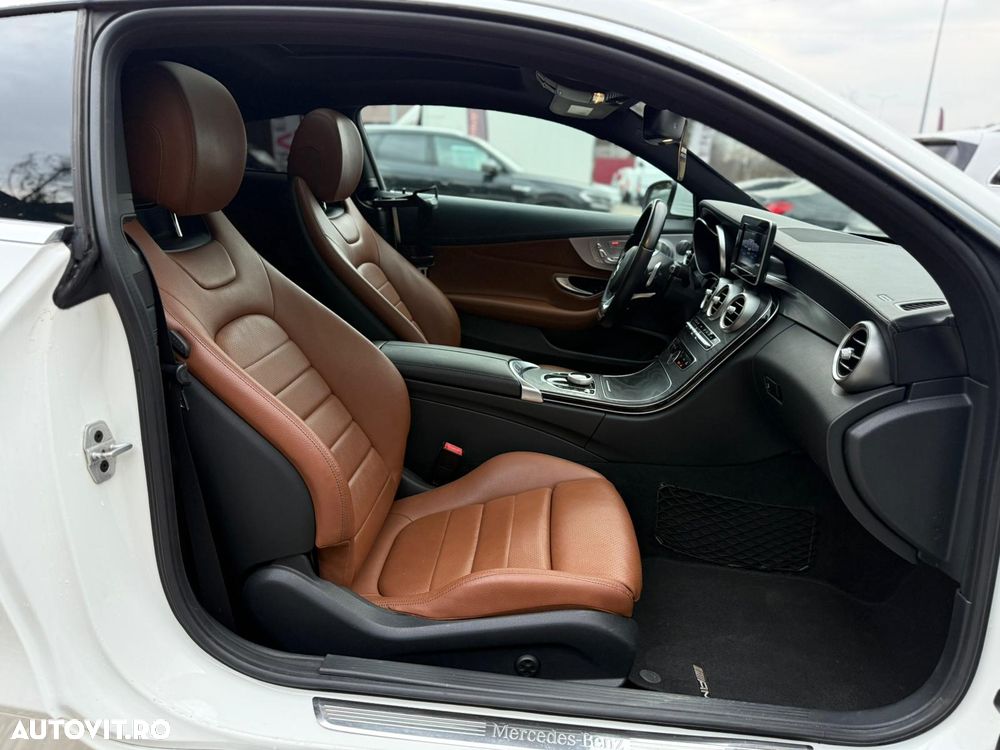 Mercedes-Benz C 300 7G-TRONIC AMG Line - 16