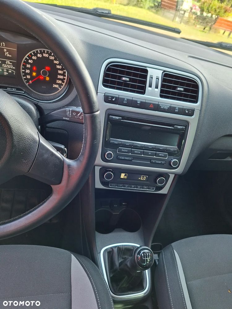 Volkswagen Polo - 10