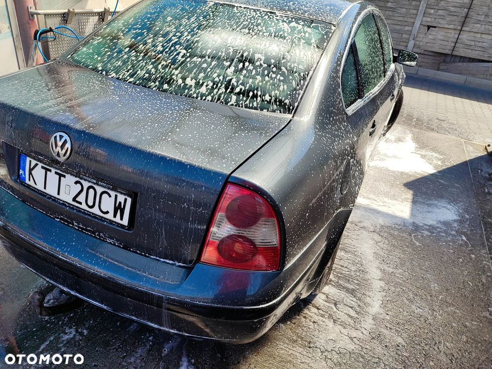 Volkswagen Passat 1.8T - 3