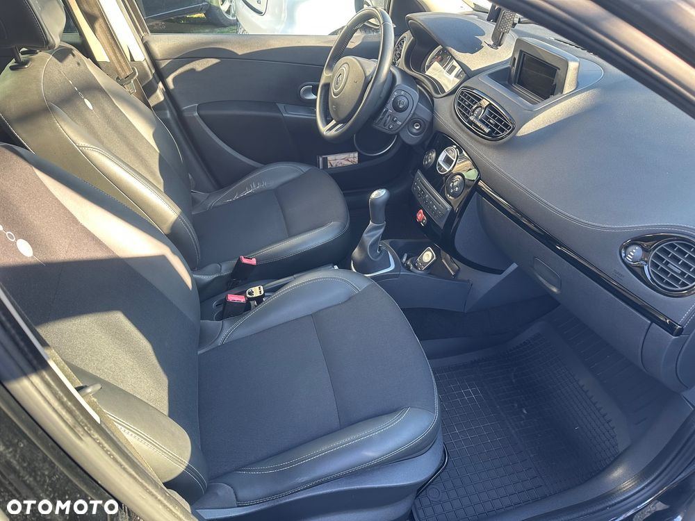 Renault Clio TCe 100 nightDay - 3