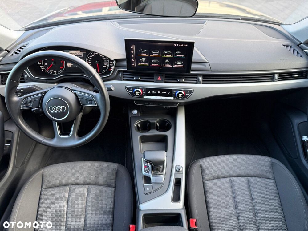 Audi A4 Limousine - 10