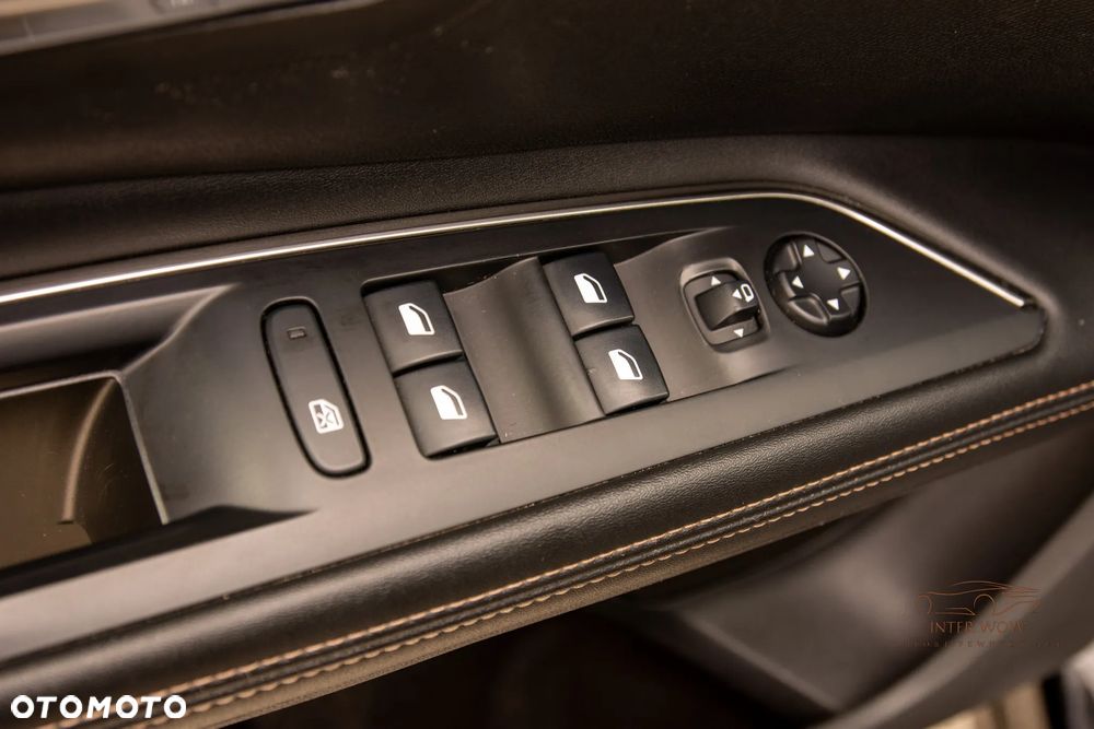 Peugeot 5008 BlueHDI 180 EAT8 GT - 24