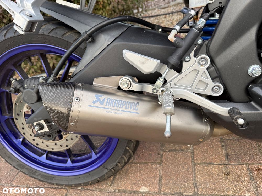 Yamaha MT - 9