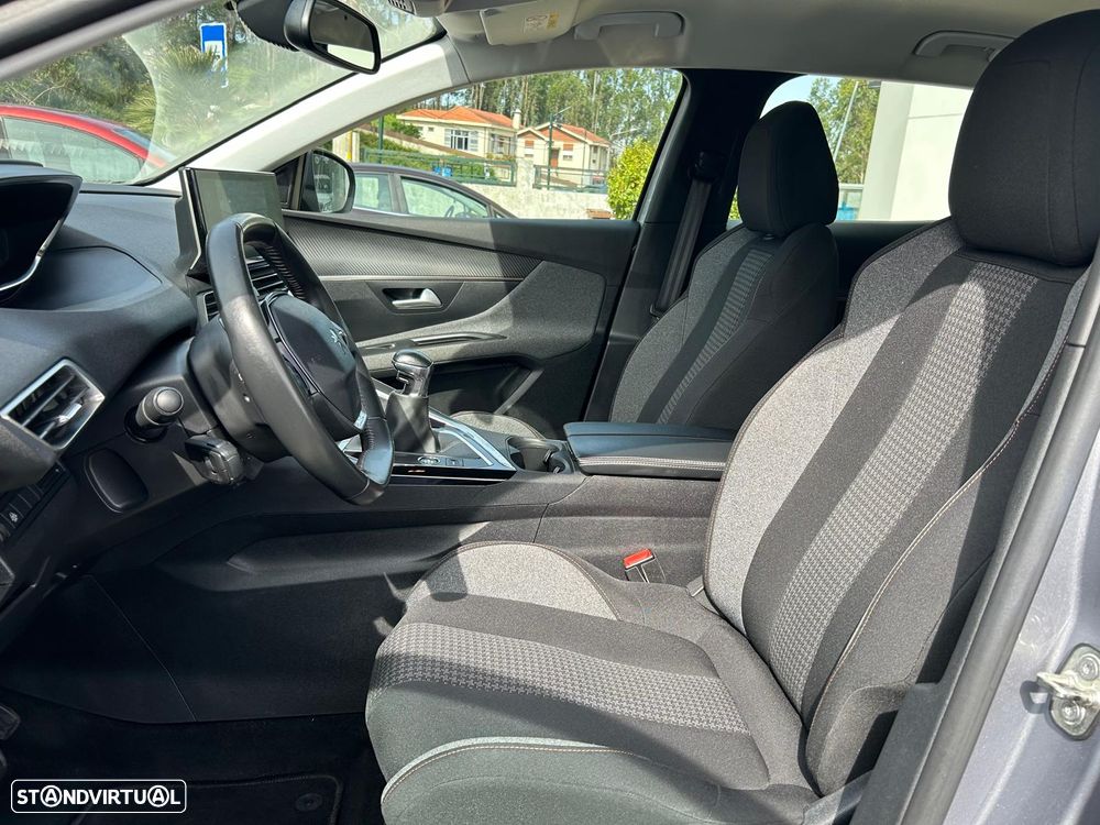 Peugeot 3008 1.2 PureTech Style - 13