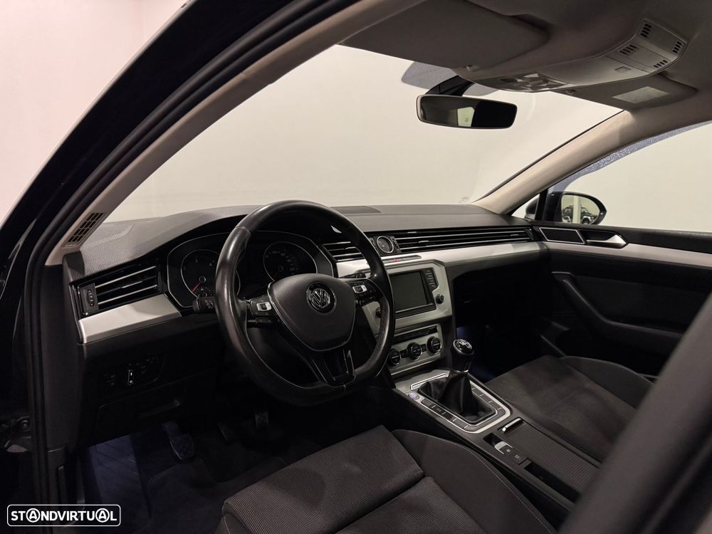 VW Passat Variant 1.6 TDI Confortline - 6