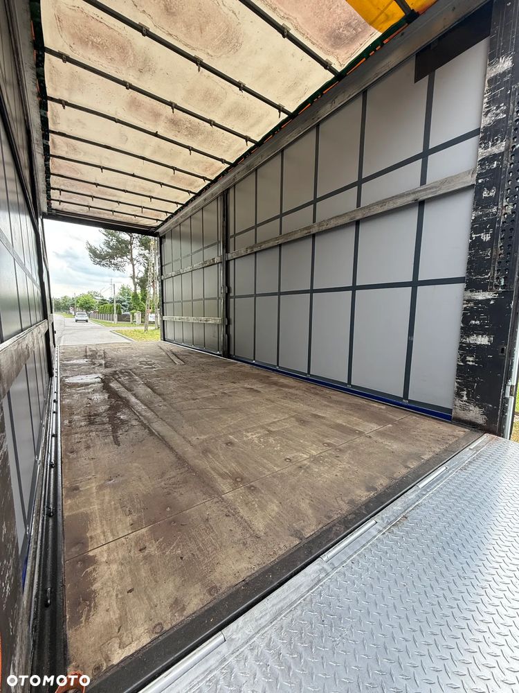 DAF XF510 SSC 6x2 JUMBO OŚ PODNOSZONA AUTOMAT RETARDER STANDKLIMA PRZEBIEG:760000km XENONY SKÓRA LODÓWKA ZABUDOWA FIRANKA DŁ:7.80m NOWA PLANDEKA!!! EURO 6 2017r + PRZYCZEPA TANDEM SCHWARZMULLER OSIE SAF ZABUDOWA FIRANKA DŁ:7.80m NOWA PLANDEKA!!! 2012r ZESTAW PRZEJAZDOWY PRZESTRZENNY 120m3 ŁADNY - 12