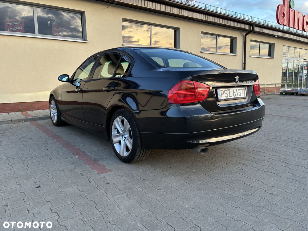 BMW Seria 3 320d - 8