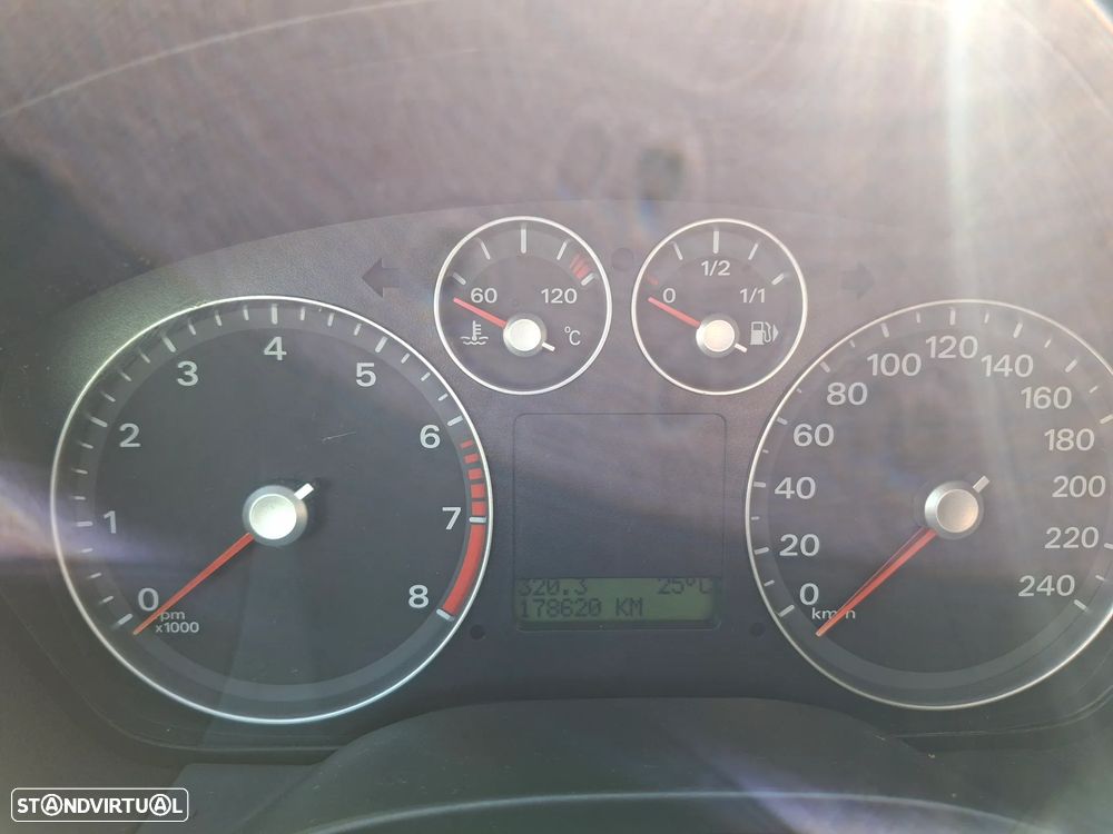 Ford Focus - 14