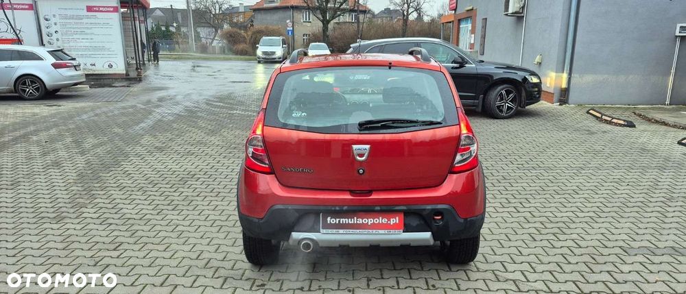 Dacia Sandero Stepway 1.6 - 6
