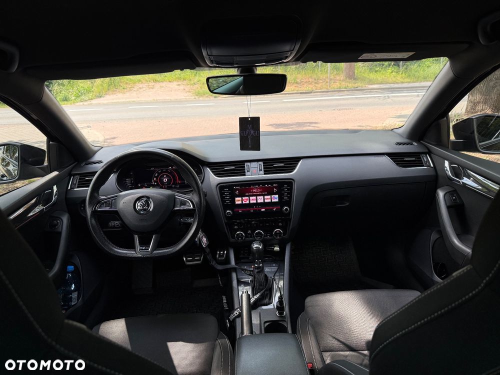 Skoda Octavia 2.0 TDI RS DSG - 7