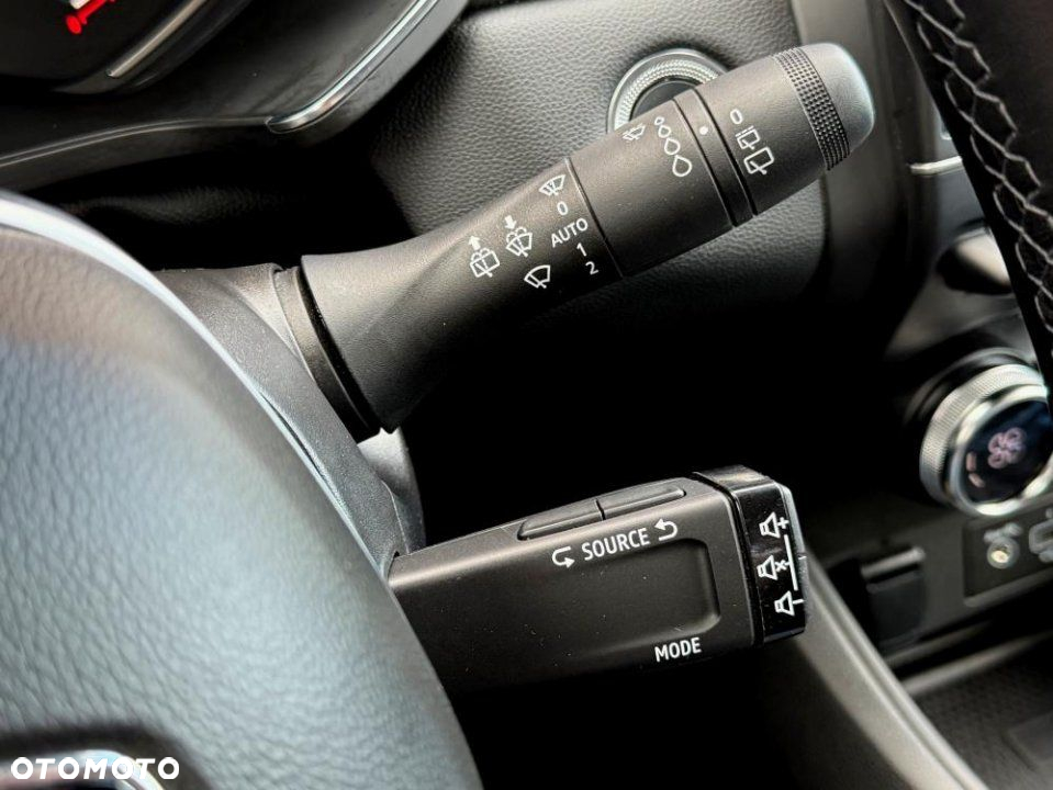 Renault Captur - 19