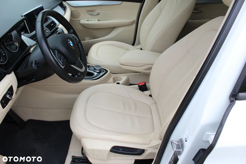 BMW Seria 2 218d Luxury Line - 15