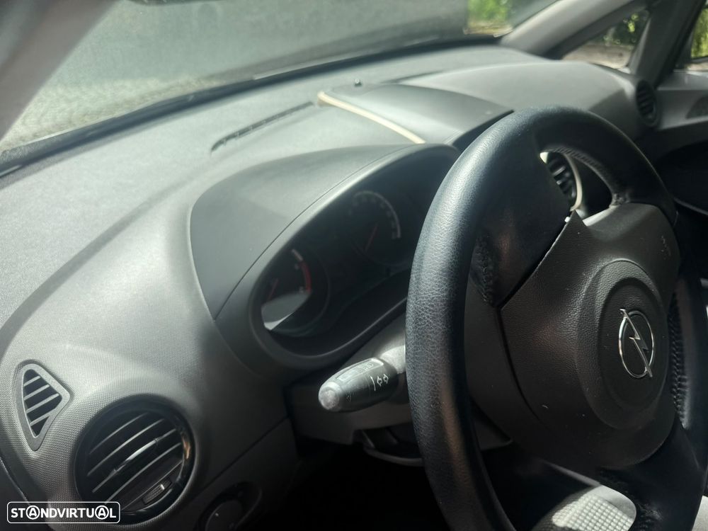 Opel Corsa 1.3 CDTi - 11