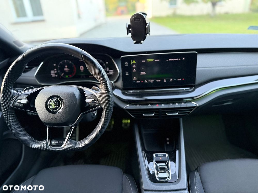 Skoda Octavia 2.0 TSI 4x4 Sportline DSG - 22