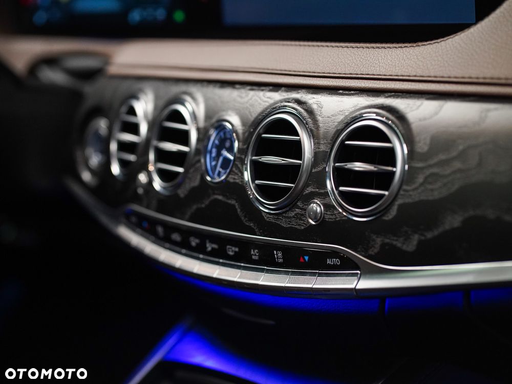 Mercedes-Benz Klasa S 400 d 4-Matic L 9G-TRONIC - 13