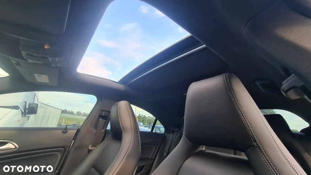 Mercedes-Benz CLA 250 4Matic 7G-DCT Sport - 18