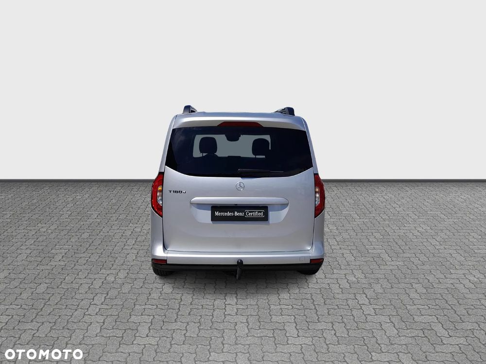 Mercedes-Benz Klasa T 180 d - 5