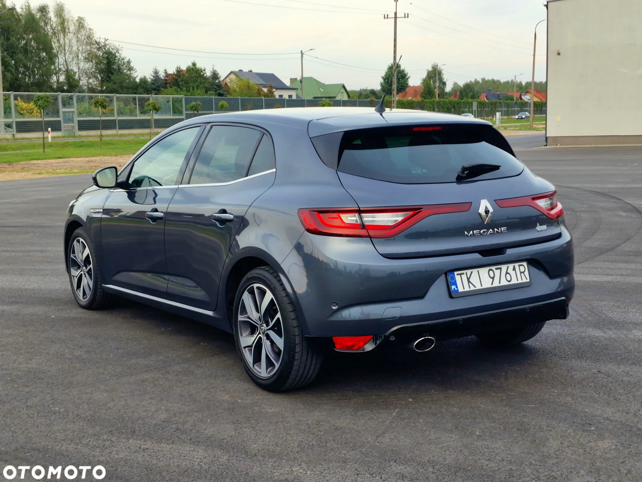 Renault Megane ENERGY TCe 130 Start & Stop Bose Edition - 12