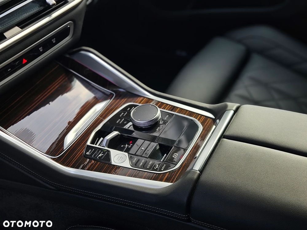 BMW X6 - 37