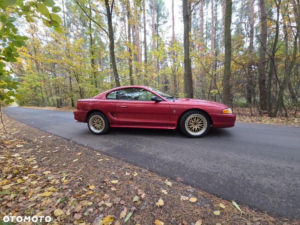 Ford Mustang - 9