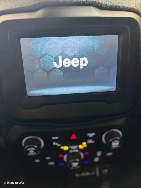 Jeep Renegade 1.6 MJD Limited - 20