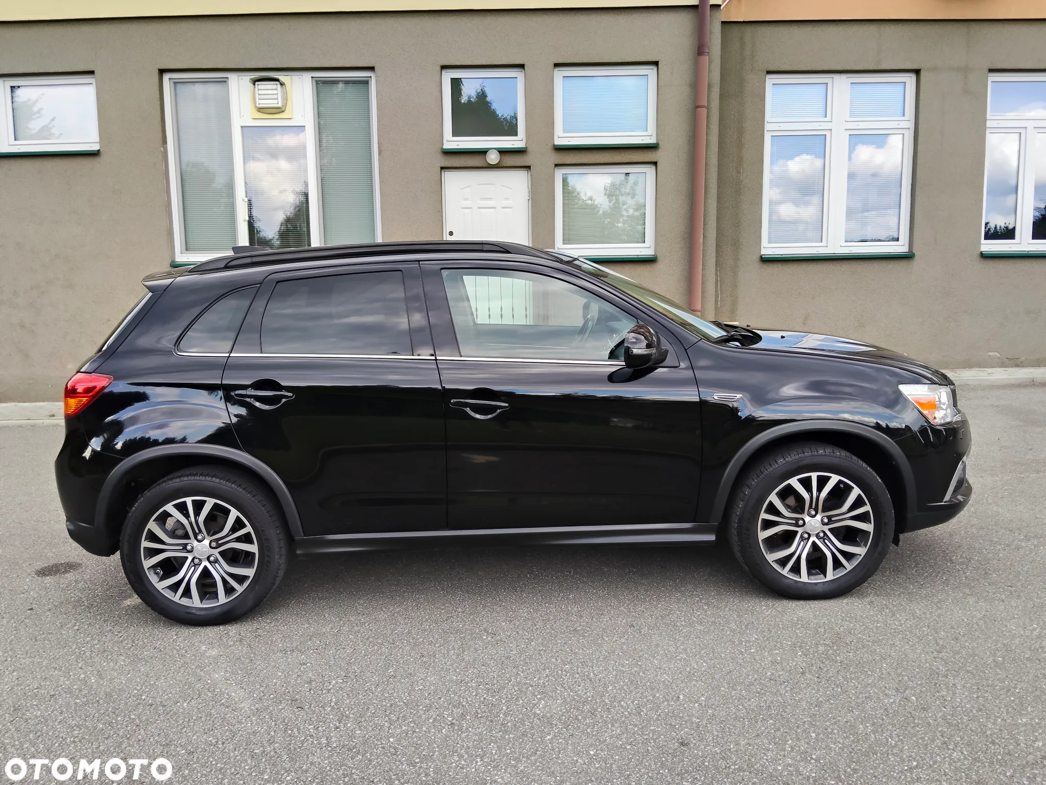 Mitsubishi ASX 1.6 Black Edition - 6