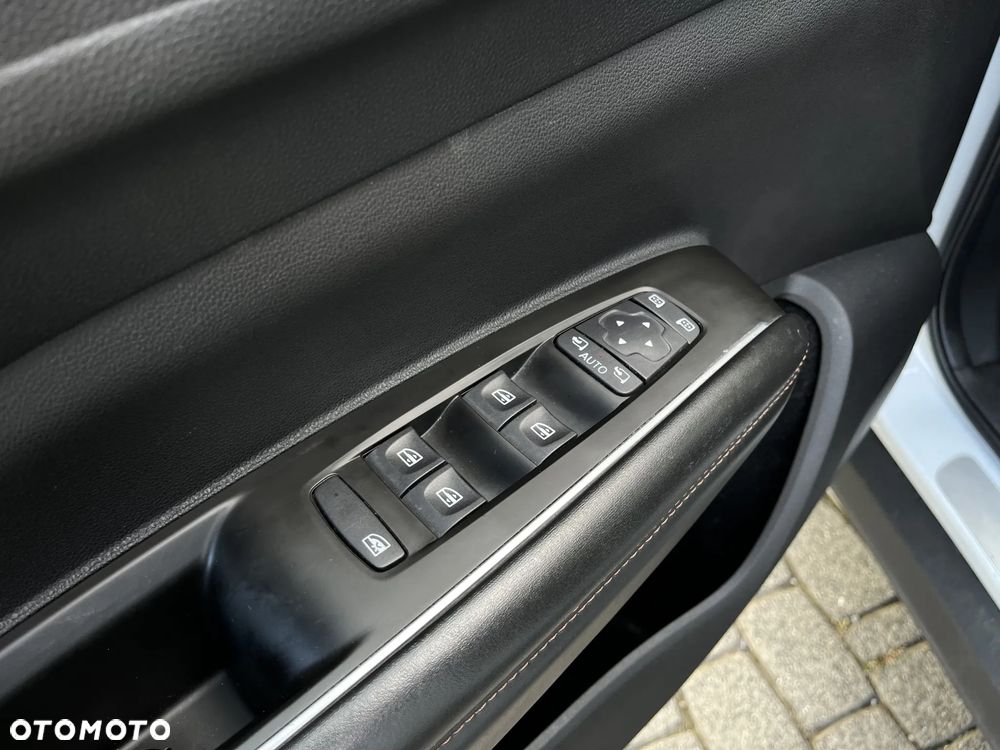 Renault Koleos 2.0 Blue dCi Initiale Paris 4x4 X-Tronic - 22
