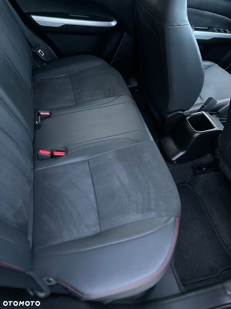 Suzuki Vitara 1.4 Boosterjet Premium 2WD - 9