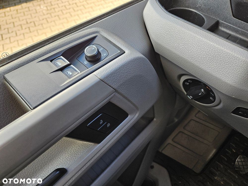 Volkswagen Crafter L4H2 *84999zł NETTO* Brygadówka 7 osób 2.0TDi/177KM - 17