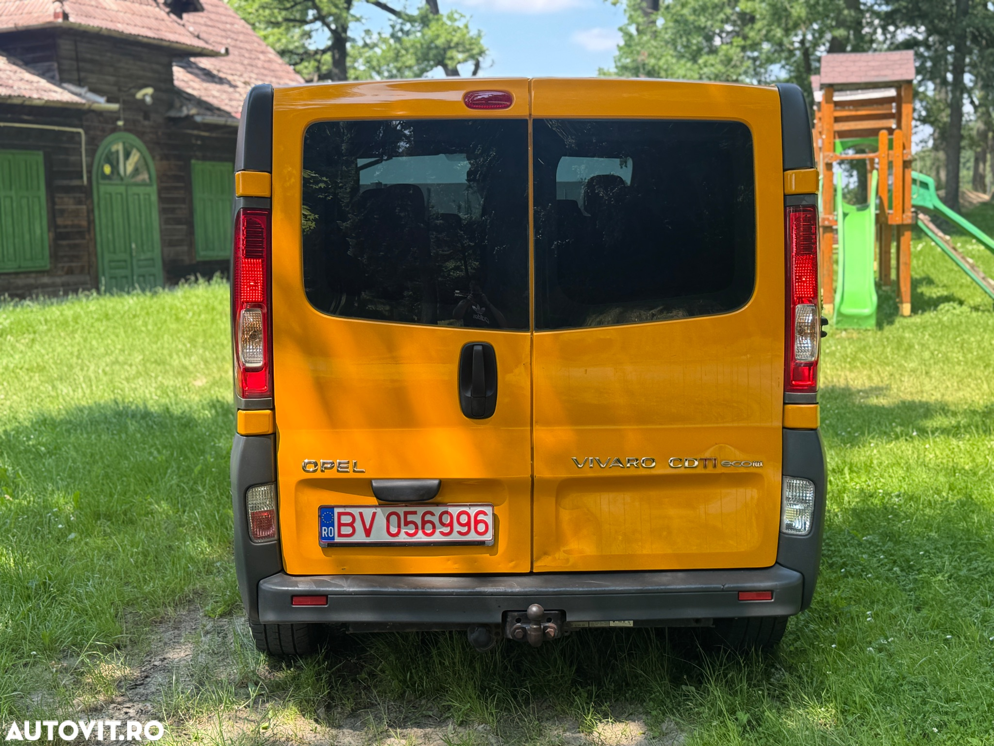 Opel Vivaro 2.0 CDTI L2H1 EcoFlex - 2