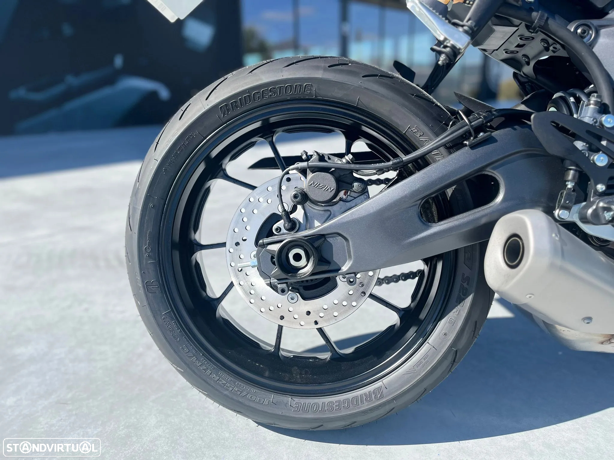 Yamaha R 7 (MIDNIGHT BLACK) - 7