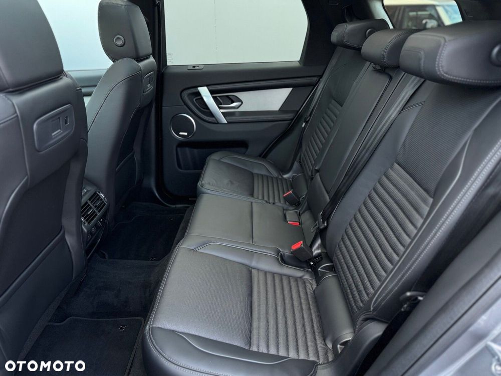 Land Rover Discovery Sport - 23