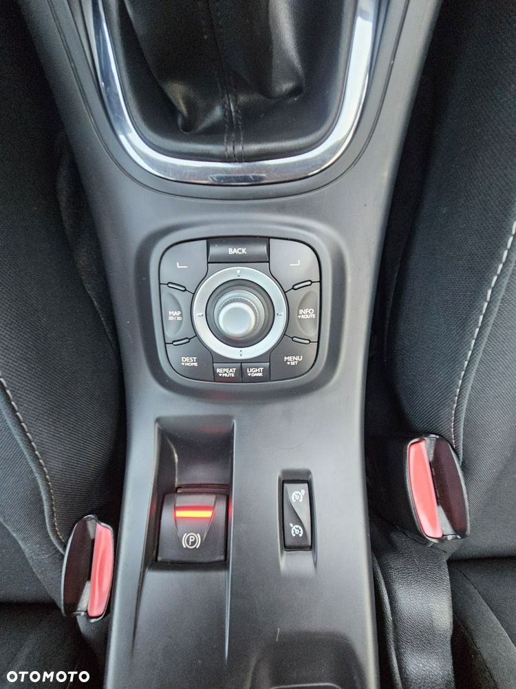 Renault Megane - 30