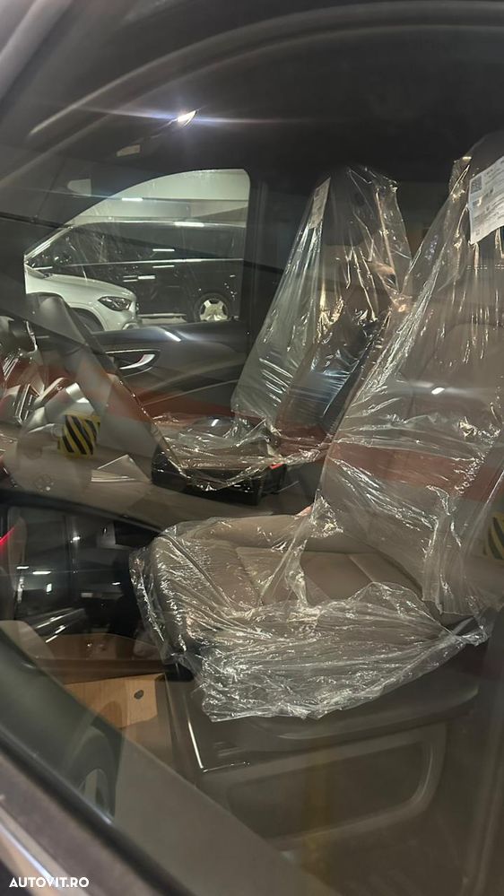 Mercedes-Benz V 300 Combi Lung 231 CP RWD 9AT MHEV Exclusive - 6