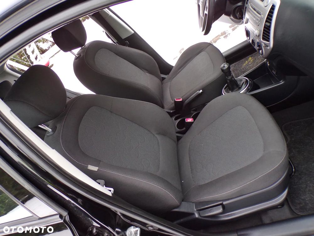 Hyundai i20 1.2 Classic + - 21