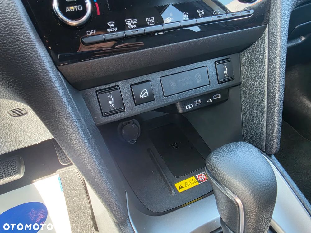 Toyota Yaris Cross 130 1.5 VVT-i AWD-i Premiere Edition - 18
