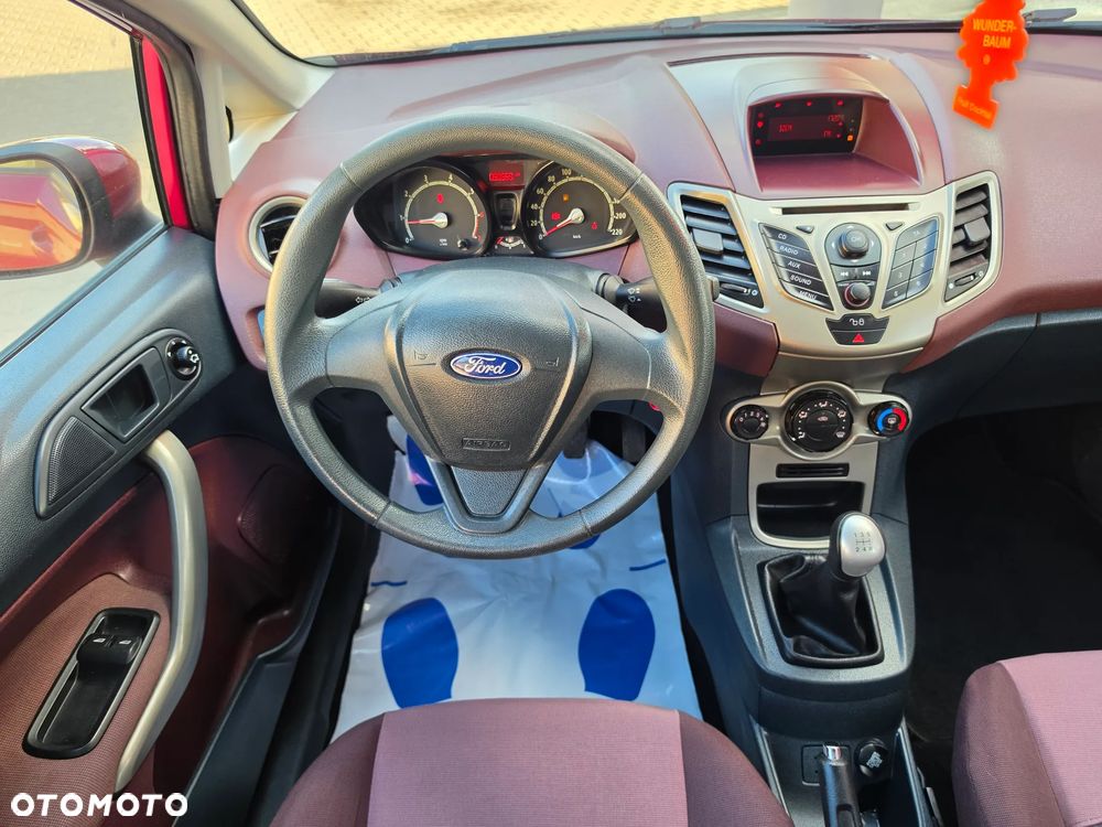 Ford Fiesta 1.25 Celebration - 9