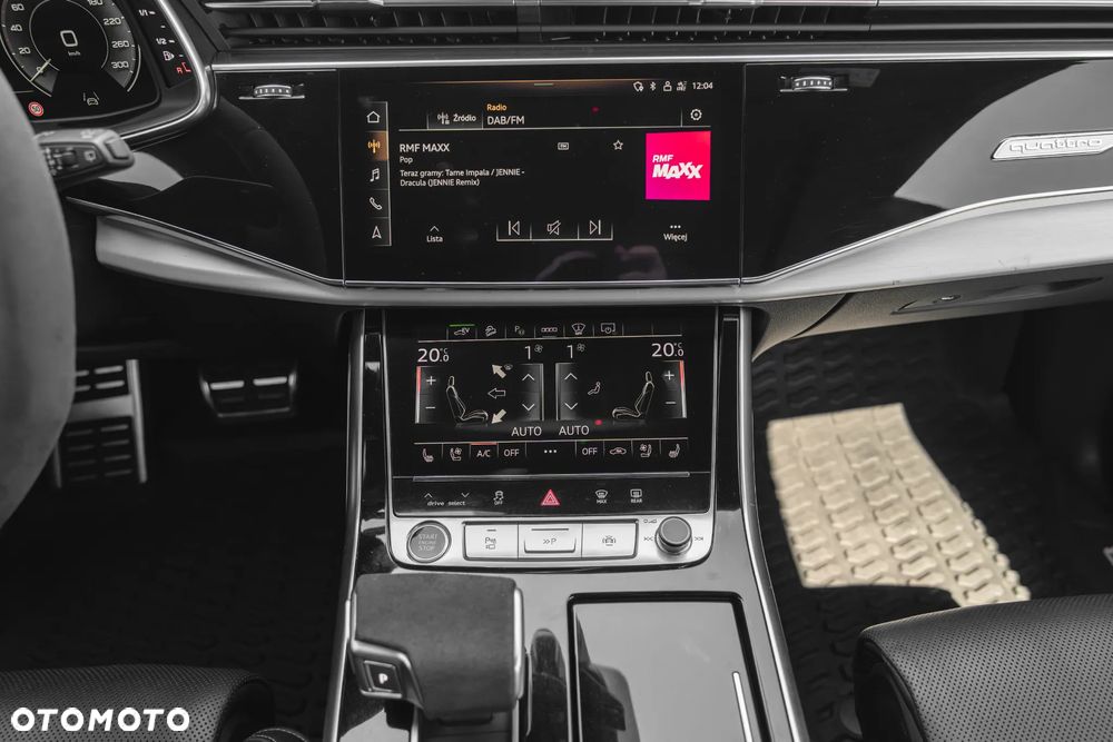 Audi Q8 - 18