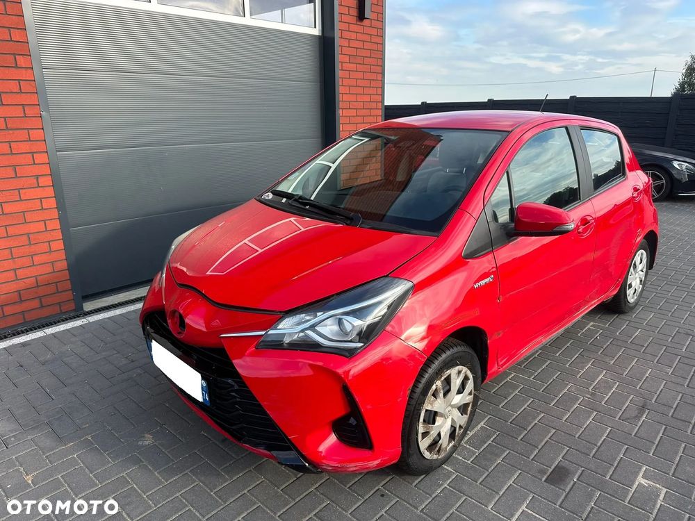 Toyota Yaris Hybrid 100 Active EU6 - 33