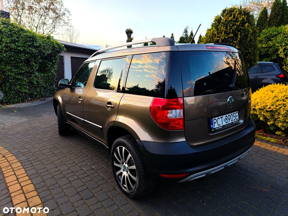Skoda Yeti 1.2 TSI Experience PLUS EDITION - 9