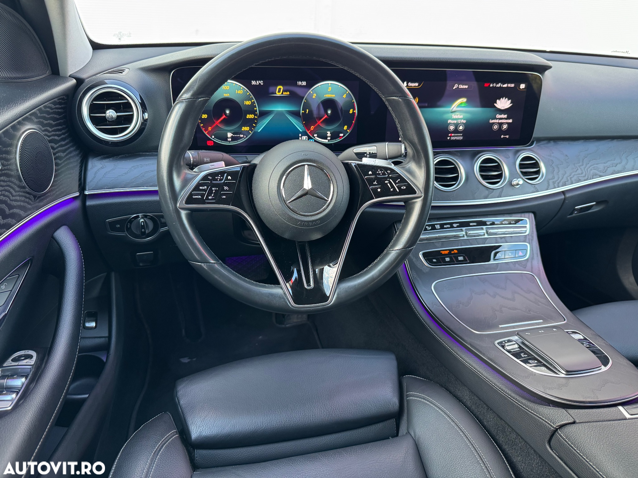 Mercedes-Benz E - 33