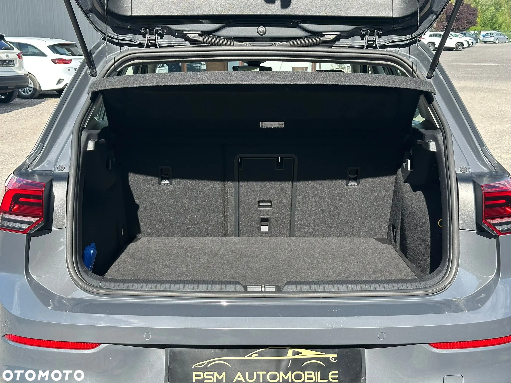 Volkswagen Golf VIII 1.5 TSI EVO Life - 18