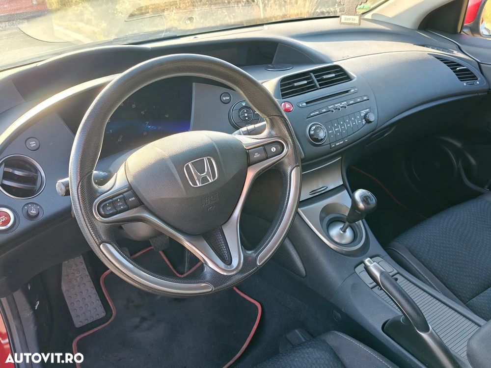Honda Civic 1.4 i-VTEC MT Comfort - 13