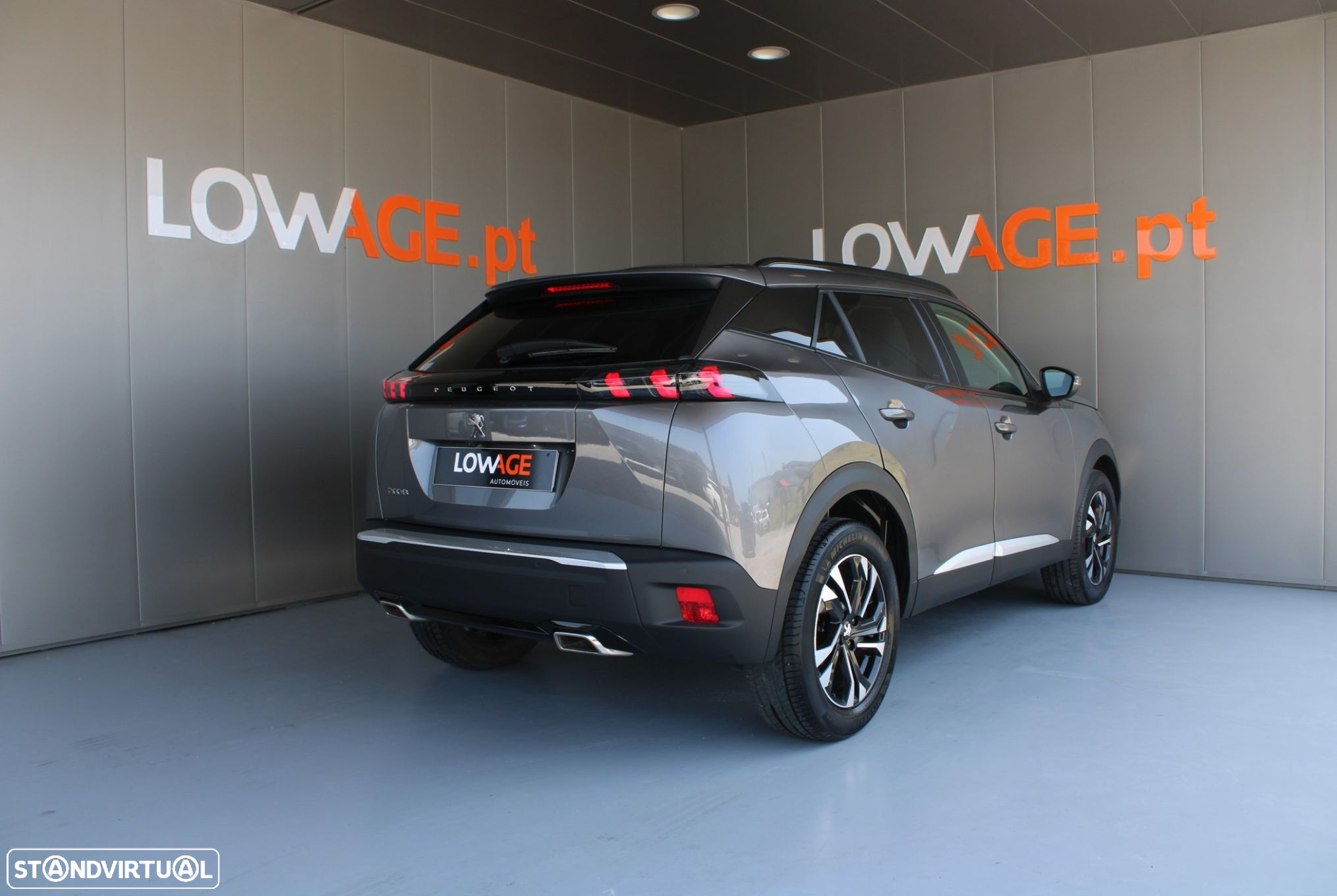 Peugeot 2008 1.2 PureTech Allure Pack EAT8 - 3