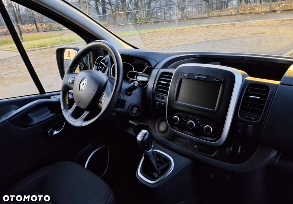 Renault Trafic - 21
