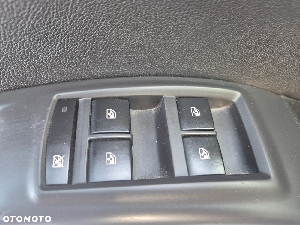 Opel Meriva 1.4 T Cosmo - 24