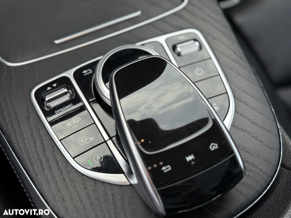 Mercedes-Benz E 450 Coupe 4MATIC Aut. - 10