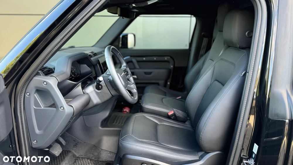 Land Rover Defender 3.0 D250 mHEV X-Dynamic SE - 8