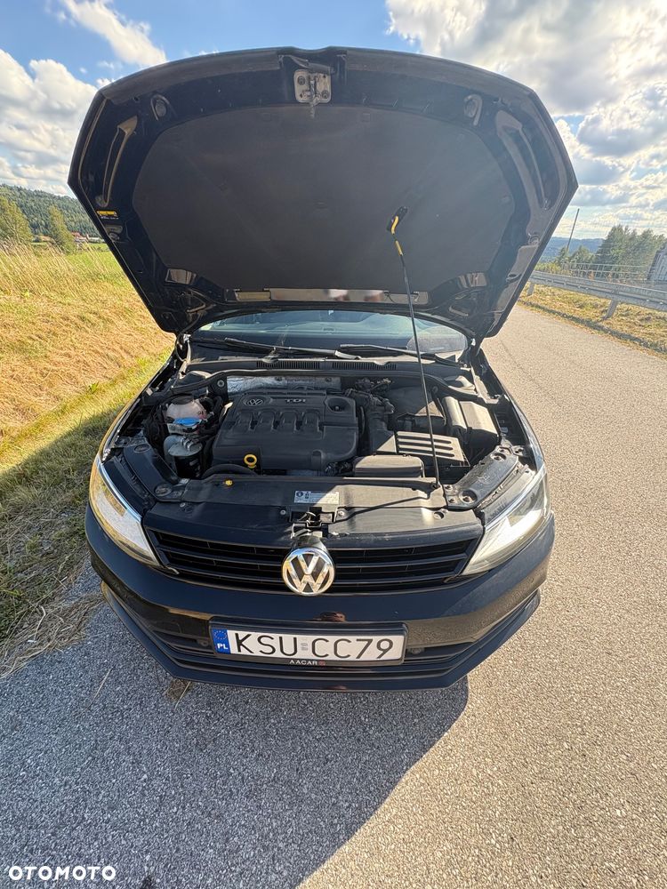 Volkswagen Jetta 2.0 TDI DPF BMT Trendline - 14